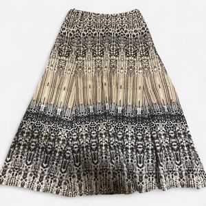 Chic Animal Print Maxi Skirt